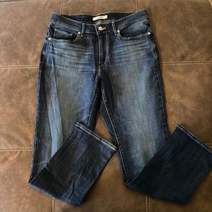 Women’s classics straight Levi’s size 30